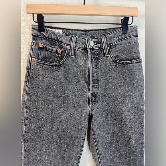 Levi’s Cropped Straight Leg Jeans W26 L26 - Picture 3 of 6